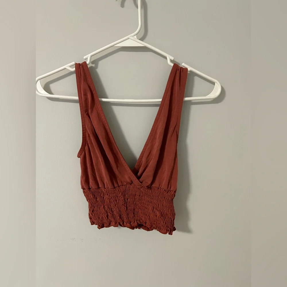 Urban Outfitters Crop Tank - Picture 1 of 3